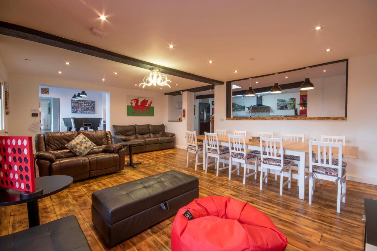 Welsh Row House Apartment Llandegla Exterior foto