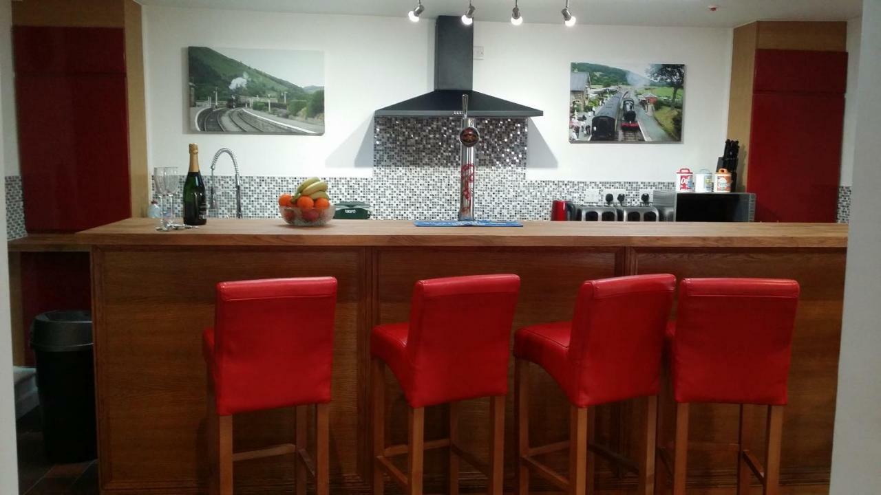 Welsh Row House Apartment Llandegla Exterior foto